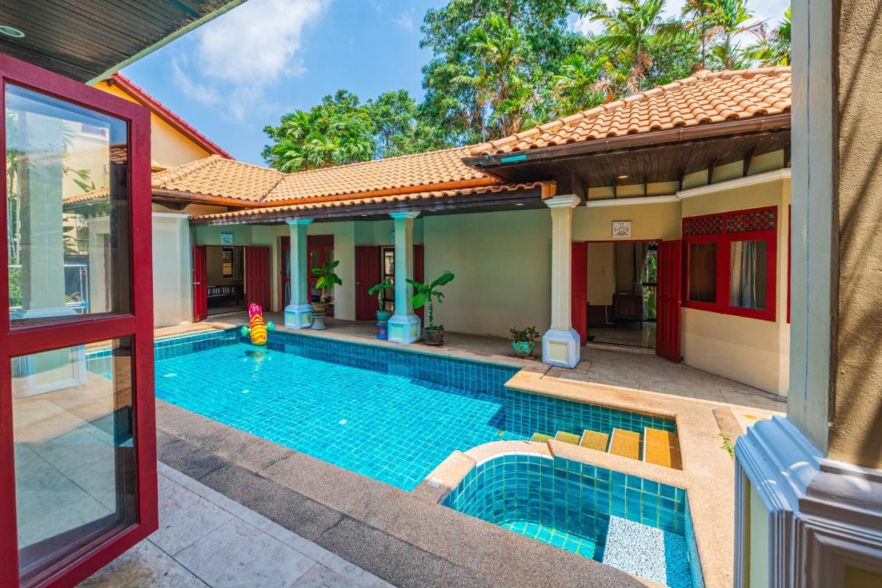 Bali Pool Villa, 5 Min To Walking Street & The Beaches Pattaya Exterior photo