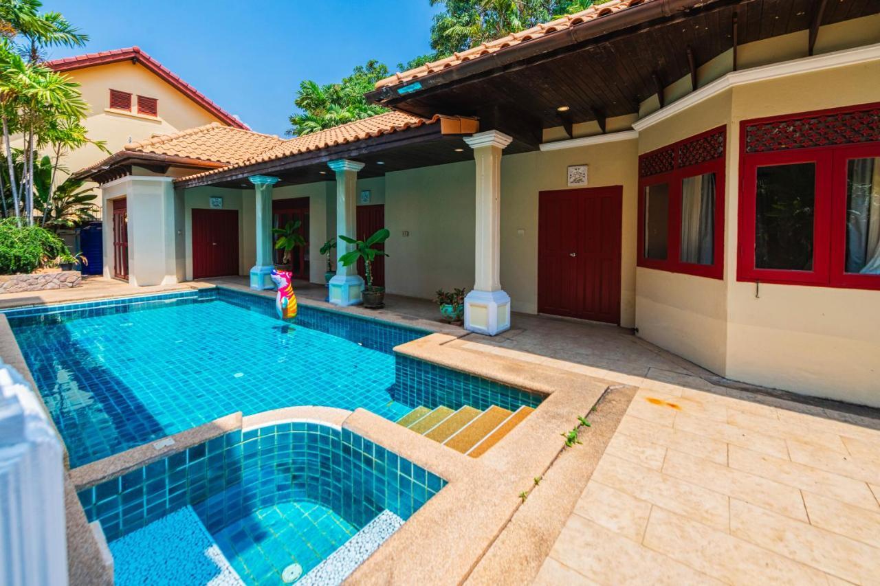 Bali Pool Villa, 5 Min To Walking Street & The Beaches Pattaya Exterior photo