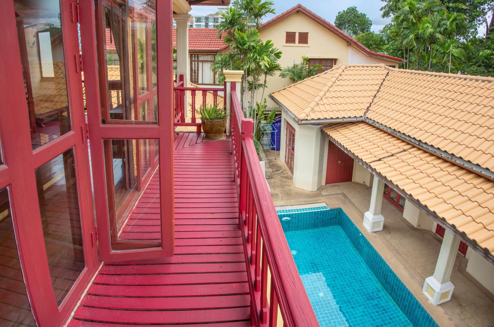 Bali Pool Villa, 5 Min To Walking Street & The Beaches Pattaya Exterior photo